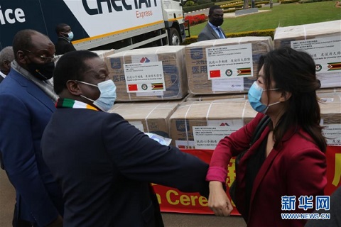 Le imprese cinesi donare prevenzione epidemia di materiali per lo Zimbabwe